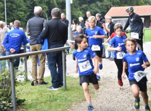 Ankündigung des Kinderwaldlaufs des SV Illschwang incl. Online-Anmeldung
